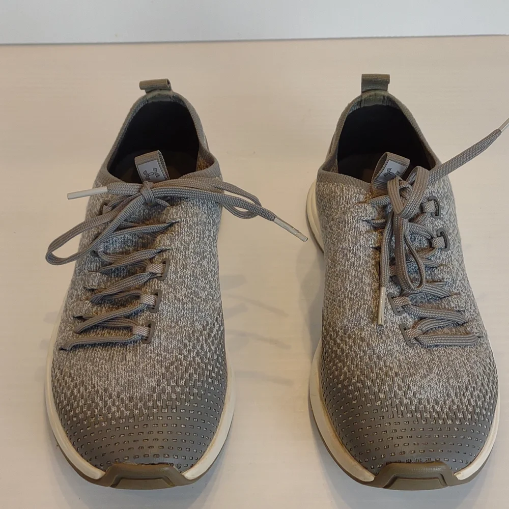 Women's Under Armour Pewter/Ghost Grey SMGX Charged Covert Knit Sneakers